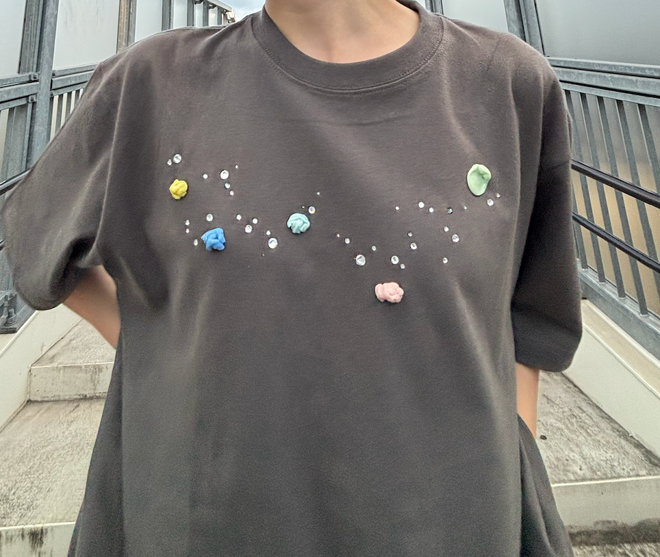 Rhine-stone Gum Tee